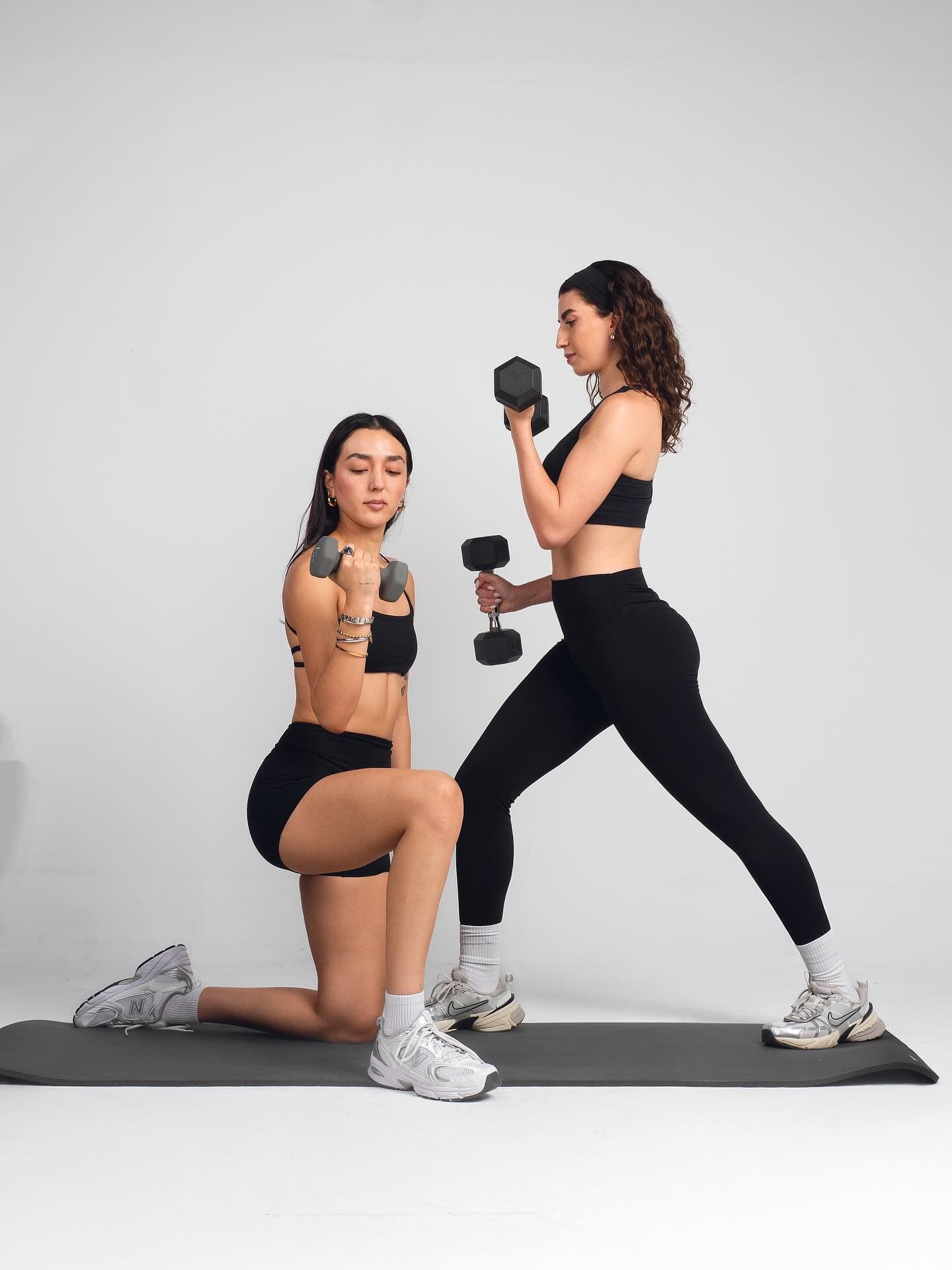 Matching sets, matching energy 🦾💫🖤